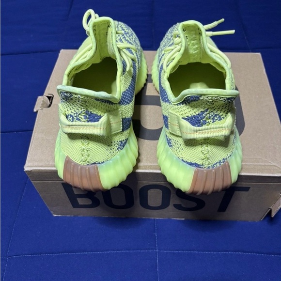 Adidas Yeezy Boost 350 V2 Low Semi Frozen Yellow Size 10 main image 4